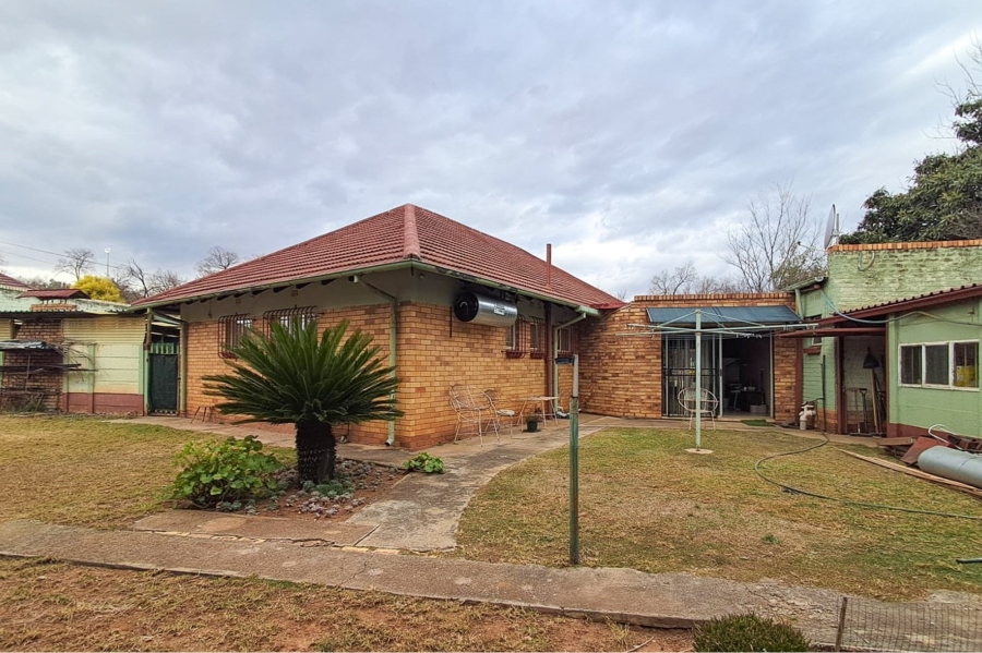 3 Bedroom Property for Sale in Stilfontein North West